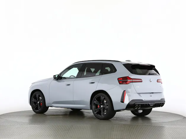 BMW X3 M50i