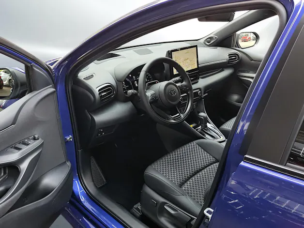 Toyota Yaris 1.5 VVT-i HSD Premium