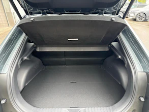 https://vehicle.imgix.net/4283694/efc4eda0-9b71-41de-bdb4-6906ef0173b6.jpg