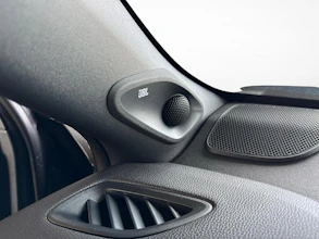 https://vehicle.imgix.net/4283703/68f52a68-8993-469b-bfc9-a44903e4185e.jpg
