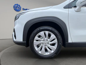 https://vehicle.imgix.net/4283721/1c776323-2a85-47a9-8b03-ccd207a89d64.jpg