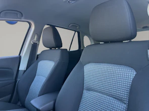 Fahrzeugbild SUZUKI S-Cross 1.4 T Sakura Hybrid 4x4