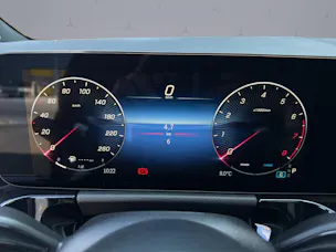 Mercedes-Benz GLA 250 Swiss Star AMG Line 4matic