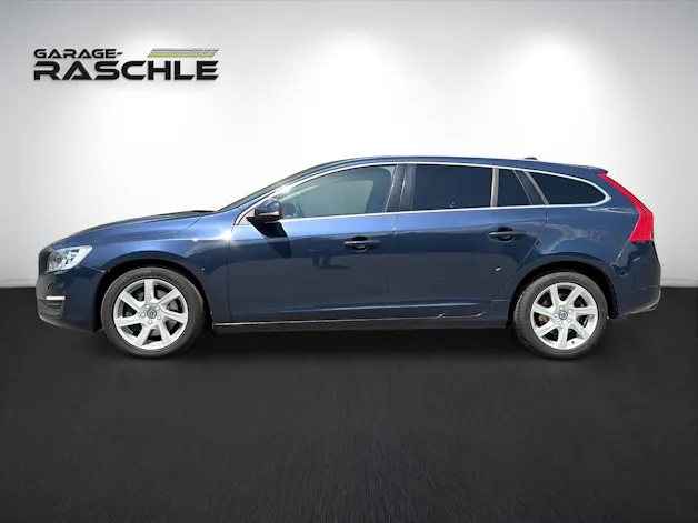 Volvo V60 2.4 D5 Momentum AWD