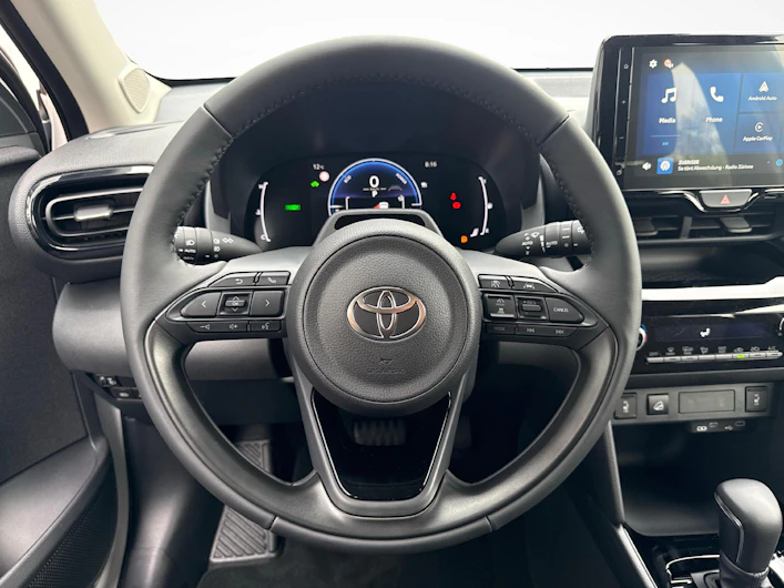 Fahrzeugbild TOYOTA YARIS CROSS
