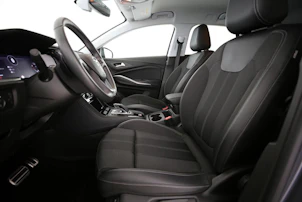 Fahrzeugbild OPEL Grandland 1.6 T PHEV Elegance