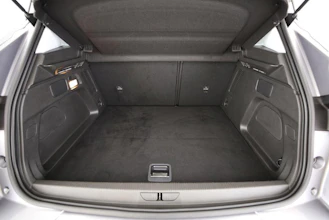 https://vehicle.imgix.net/4283842/57685b86-3a35-4f55-9bc7-c2340e0b3b83.jpg