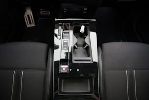 Fahrzeugbild OPEL Astra 1.6 T PHEV 180 Swiss Plus