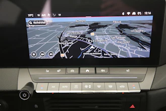 https://vehicle.imgix.net/4283843/ef375f2d-4fa2-41c2-a6dd-309912fb6b28.jpg