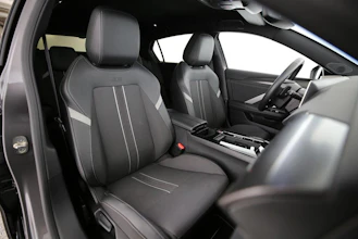 https://vehicle.imgix.net/4283843/fa2f88ee-ef3d-4f77-818c-82ce3f98cc3a.jpg