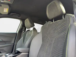 Peugeot 2008 1.2 GT Hybrid 145