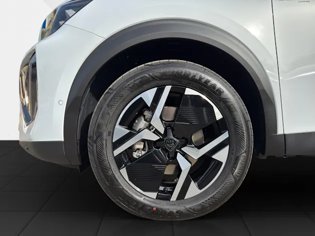 Peugeot 2008 1.2 GT Hybrid 145