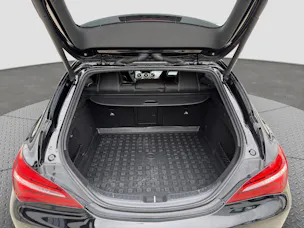 MERCEDES-BENZ CLA 200 Night Star Shooting Brake