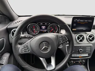 MERCEDES-BENZ CLA 200 Night Star Shooting Brake