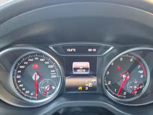 MERCEDES-BENZ CLA 200 Night Star Shooting Brake
