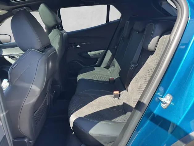 Peugeot 2008 1.2 Hybrid 145 GT