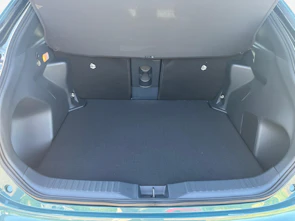 Fahrzeugbild TOYOTA Yaris Cross 1.5 VVT-i HSD Premium AWD-i