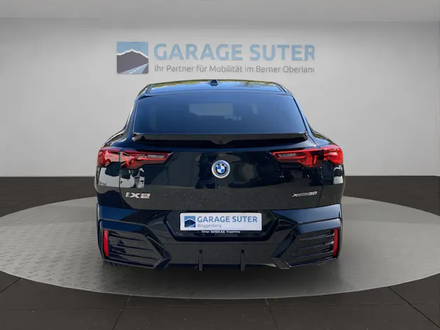BMW iX2 30 xDrive