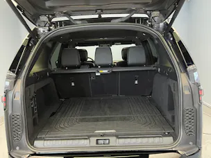 Land Rover Discovery 3.0 D I6 250 Dynamic SE