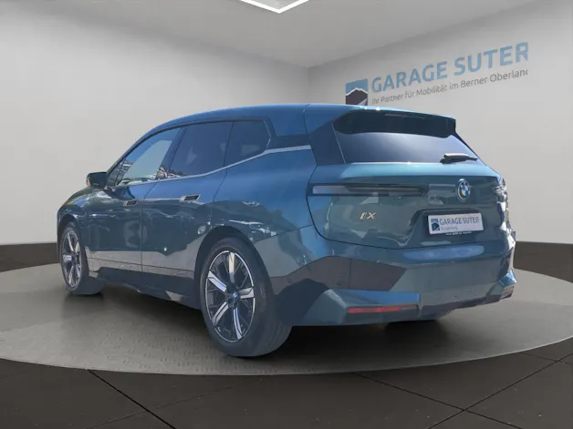 BMW iX xDrive40