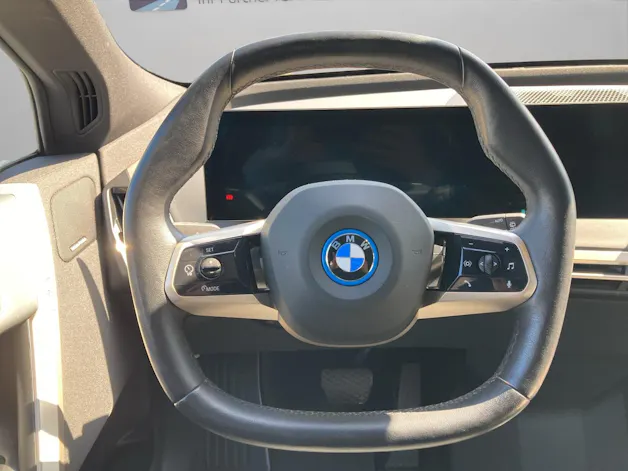 BMW iX xDrive40