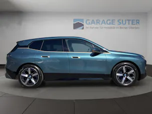 BMW iX xDrive40