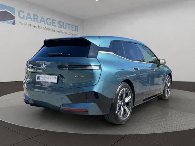 BMW iX xDrive40