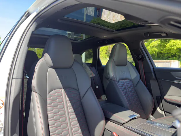 Audi RS6 Avant 4.0 V8 TFSI quattro T-Tronic