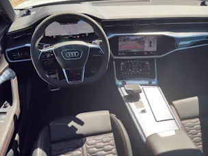 Audi RS6 Avant 4.0 V8 TFSI quattro T-Tronic