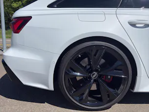 Audi RS6 Avant 4.0 V8 TFSI quattro T-Tronic