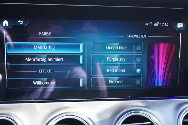Mercedes-Benz E 200 4Matic Avantgarde 9G-Tronic AMG LINE!!!