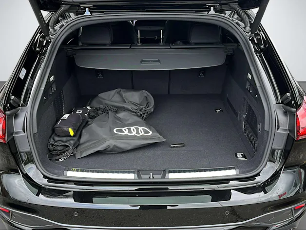 Audi A5 Avant 2.0 e-hybrid 220 Attraction quattro S-Tronic