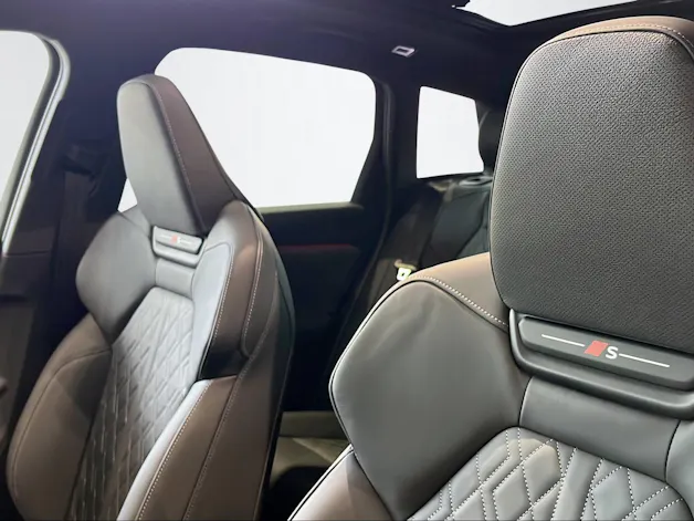 Audi SQ6 e-tron quattro