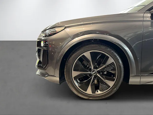 Audi SQ6 e-tron quattro