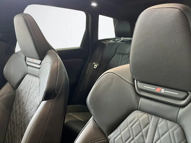 Audi SQ6 e-tron quattro