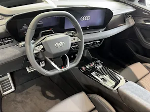 Audi SQ6 e-tron quattro