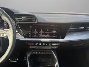 Audi A3 Sportback 40 TFSI S line quattro S-tronic