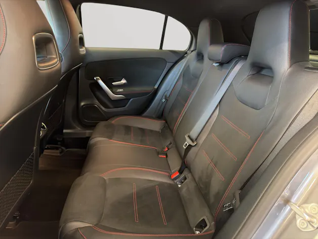 Mercedes-Benz A 220 AMG Line