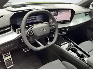 Audi Q3 SUV 2.0 TFSI S line quattro S-Tronic