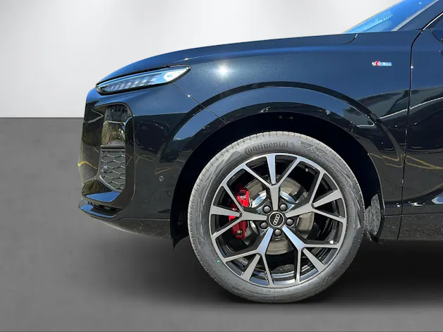AUDI Q3 SUV TFSI quattro 195 kW