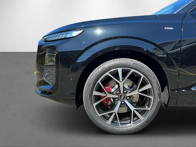 AUDI Q3 SUV TFSI quattro 195 kW