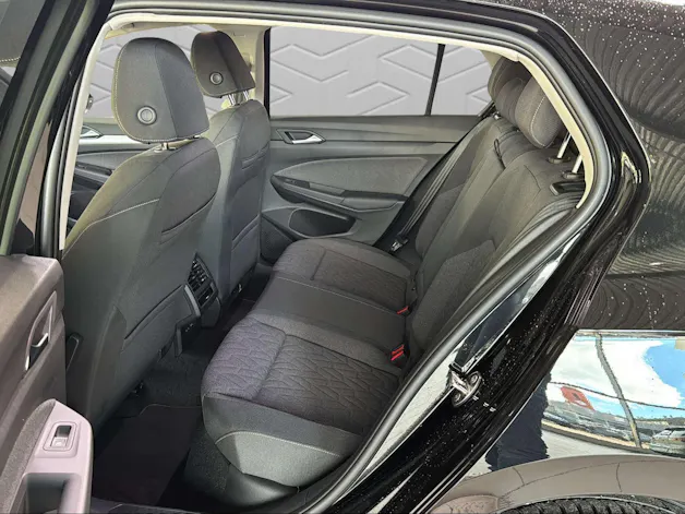 VW Golf 1.5 TSI PHEV Life