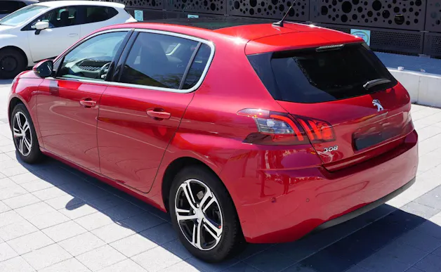 Peugeot 308 1.2 Pure Tech Allure EAT8