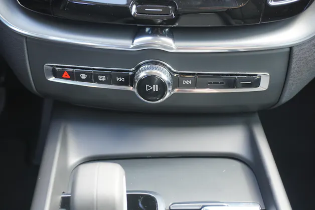 Volvo XC60 B4 Diesel Mild Hybrid AWD Momentum Geartronic