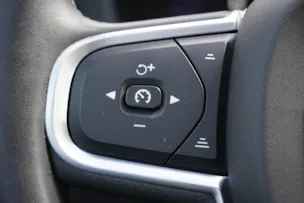 Volvo XC60 B4 Diesel Mild Hybrid AWD Momentum Geartronic