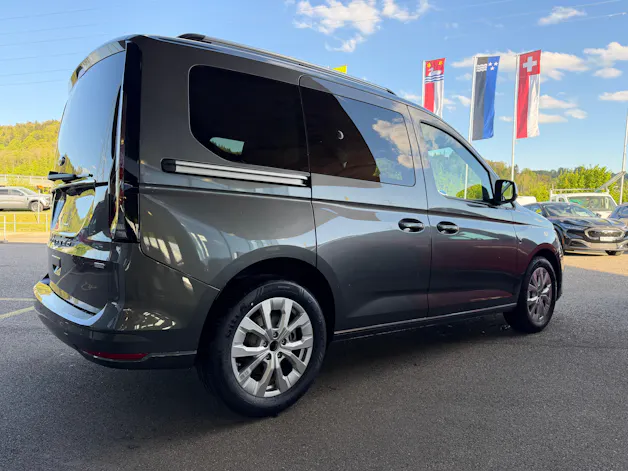 Ford Tourneo Connect 1.5 PHEV Titanium Automat