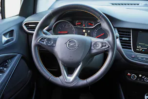 Opel Crossland X 1.2i TP Excellence Automatik
