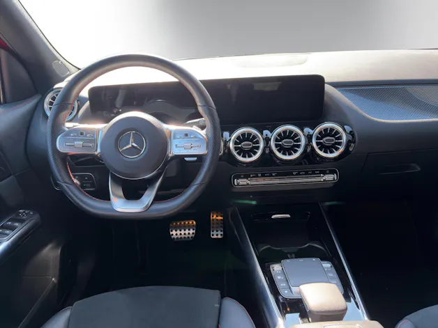 Mercedes-Benz GLA 200 4M AMG Line 8G-D