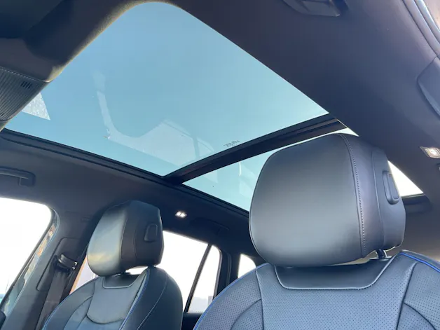 VW Tiguan R-Line Plus