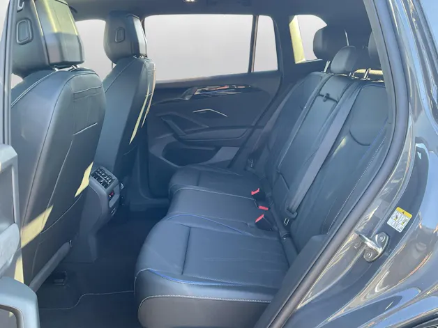 VW Tiguan R-Line Plus